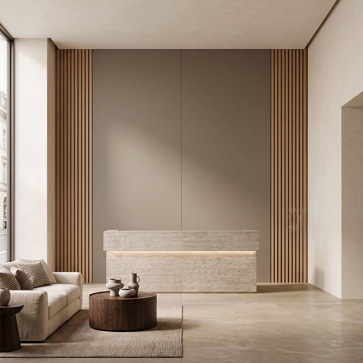 Panel WPC "Small Stripes" en tono taupe con listones de pared en madera, revestimiento para recepción elegante
